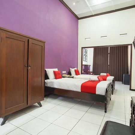 Reddoorz @ Urip Sumoharjo Hotell Surabaya Eksteriør bilde