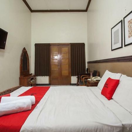 Reddoorz @ Urip Sumoharjo Hotell Surabaya Eksteriør bilde
