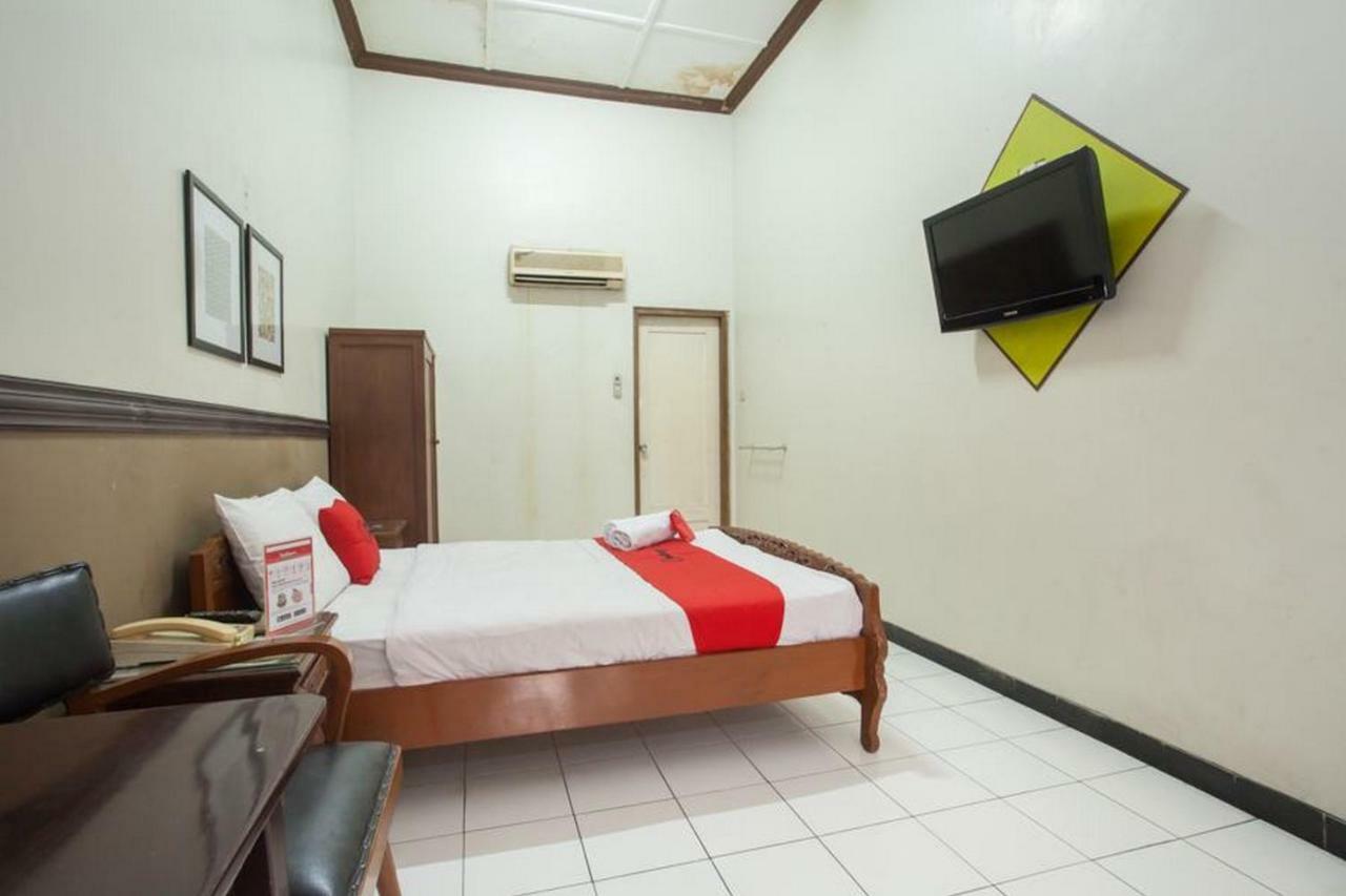 Reddoorz @ Urip Sumoharjo Hotell Surabaya Eksteriør bilde