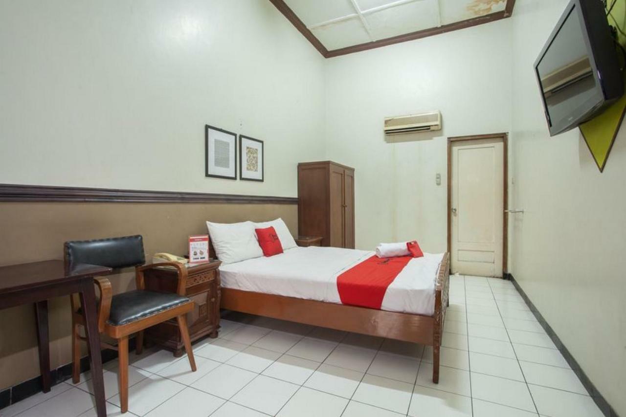 Reddoorz @ Urip Sumoharjo Hotell Surabaya Eksteriør bilde